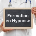 medecin-tablette-formation-hypnose
